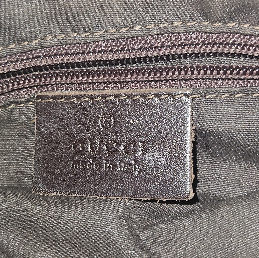 GUCCI GG Supreme Canvas Shoulder Bag Crossbody Sacoche Unisex – Authentic - Picture 14 of 16